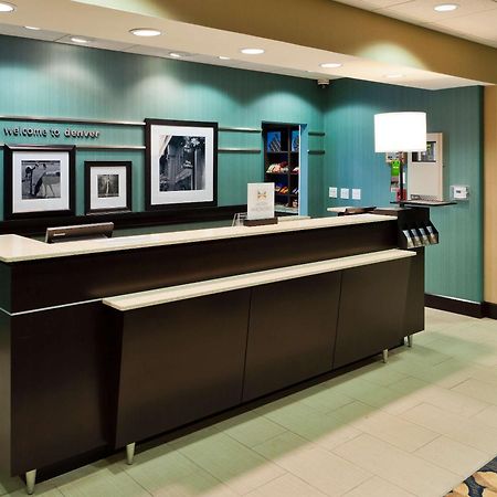 Hampton Inn & Suites Denver Airport / Gateway Park Aurora Exteriör bild